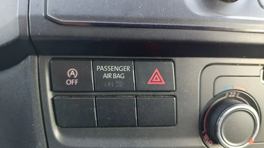 VOLKSWAGEN Transporter -