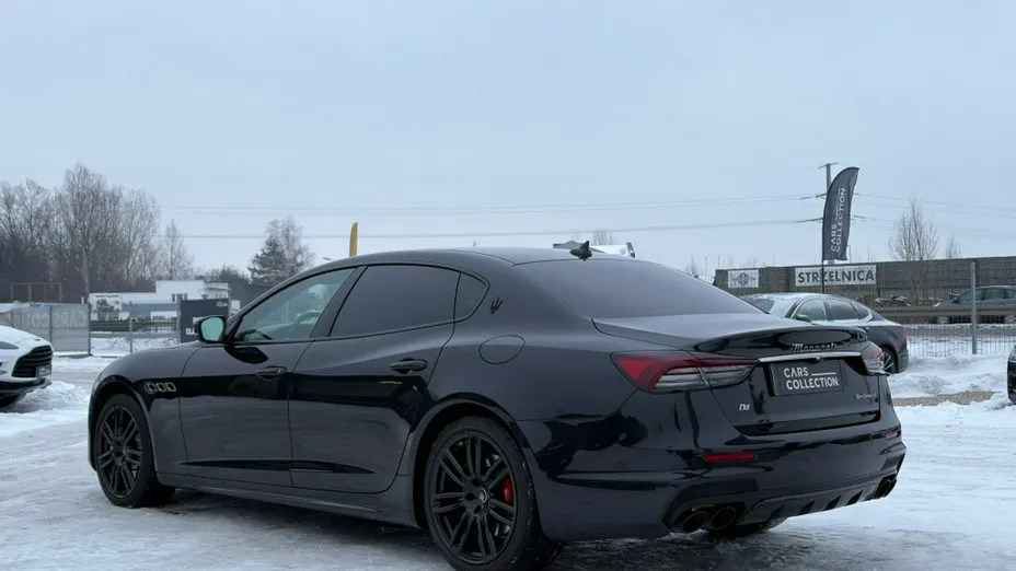 MASERATI Quattroporte -