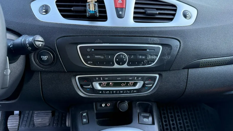 RENAULT Grand Scenic -