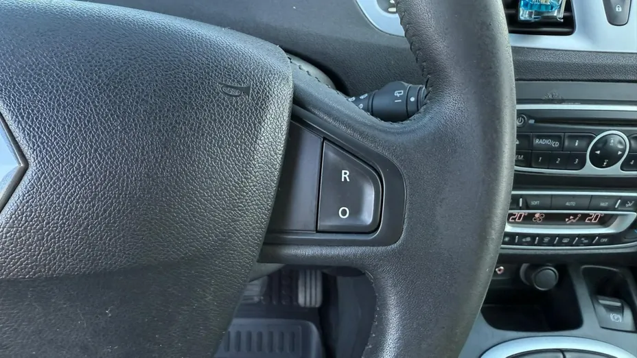 RENAULT Grand Scenic -