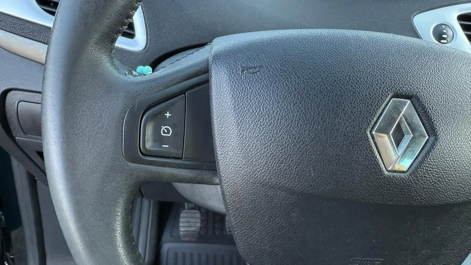 RENAULT Grand Scenic -