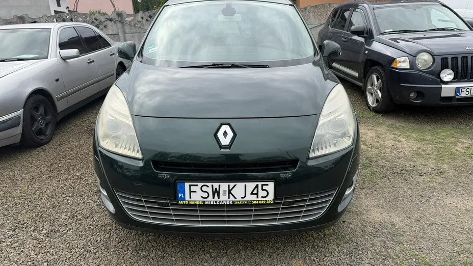 RENAULT Grand Scenic -