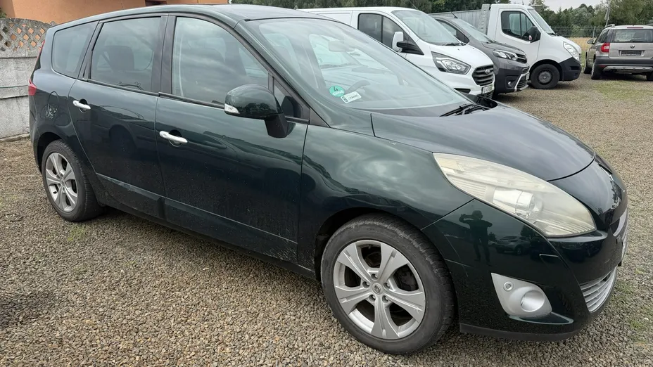 RENAULT Grand Scenic -