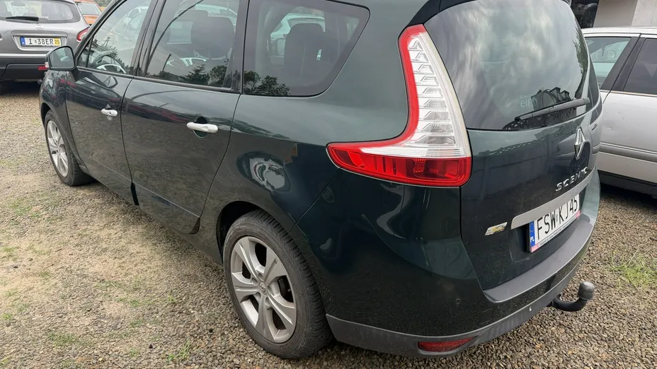 RENAULT Grand Scenic -
