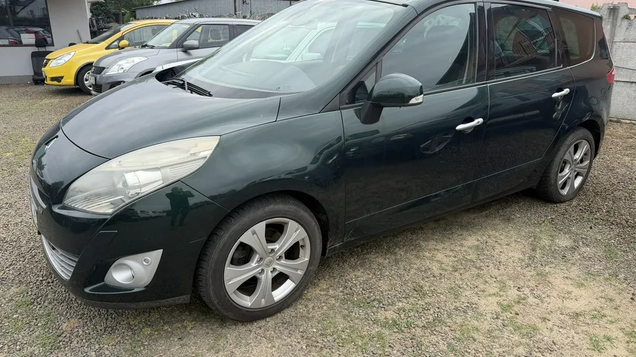 RENAULT Grand Scenic -