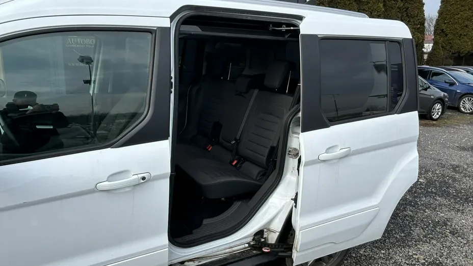 FORD Tourneo Connect -