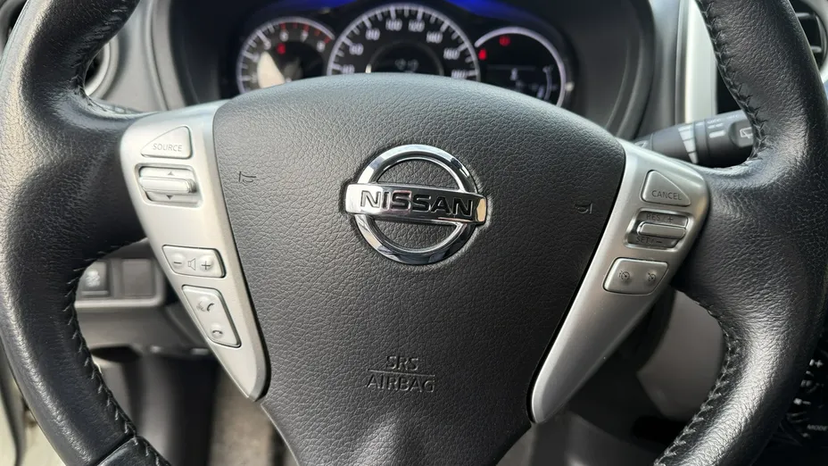 NISSAN Note -