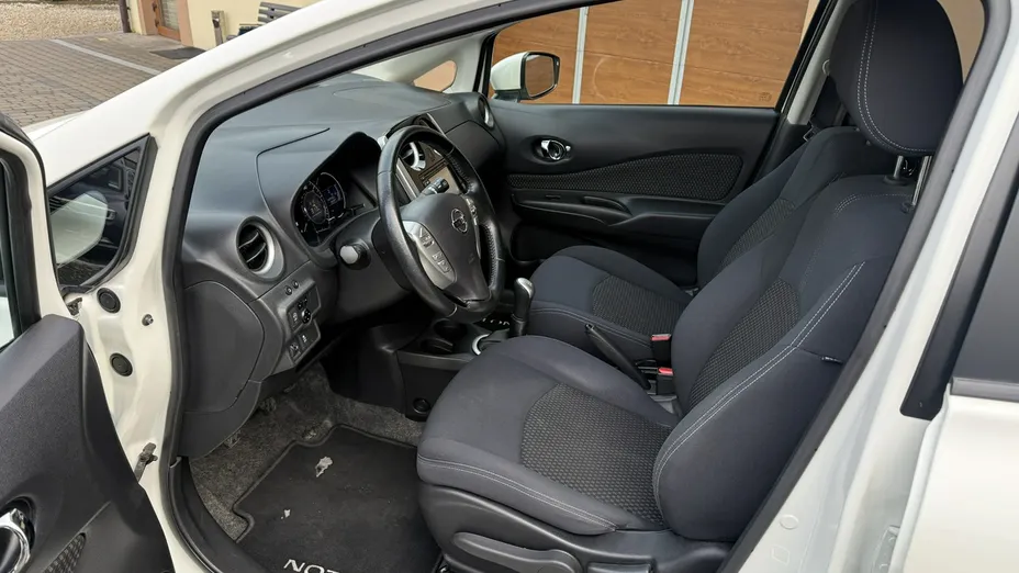 NISSAN Note -