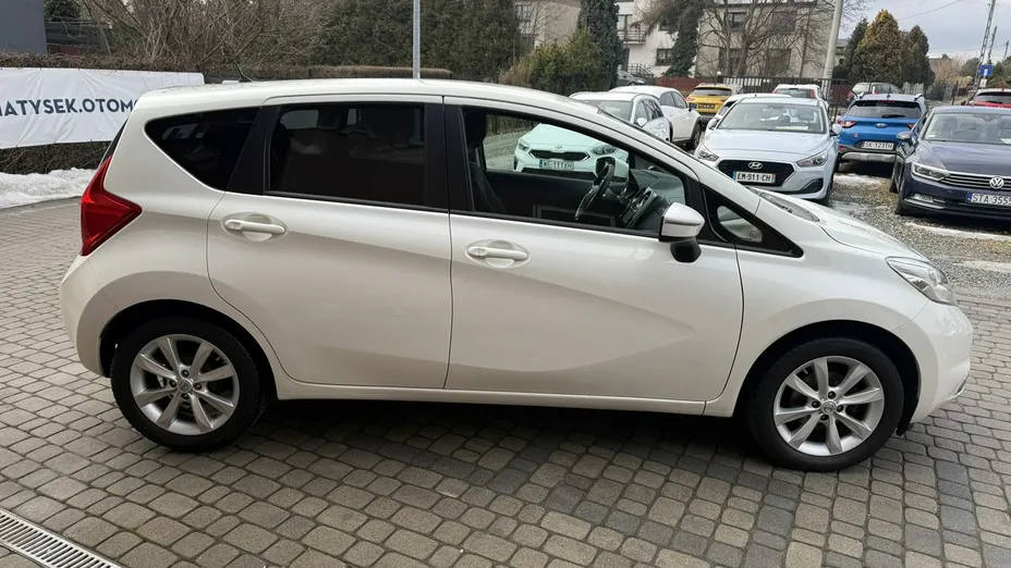 NISSAN Note -