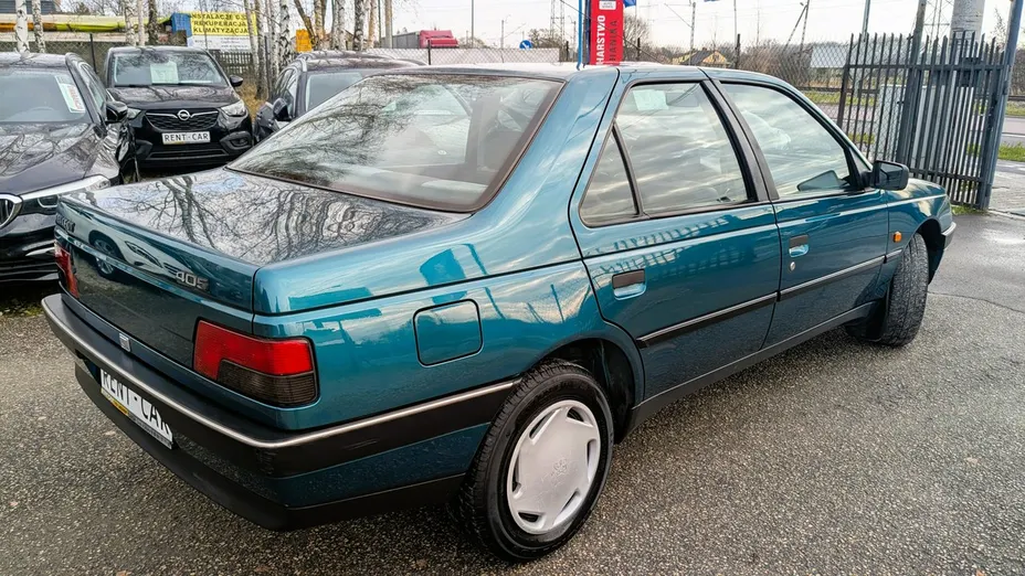 PEUGEOT 405 -