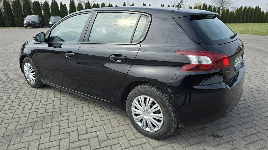 PEUGEOT 308 -