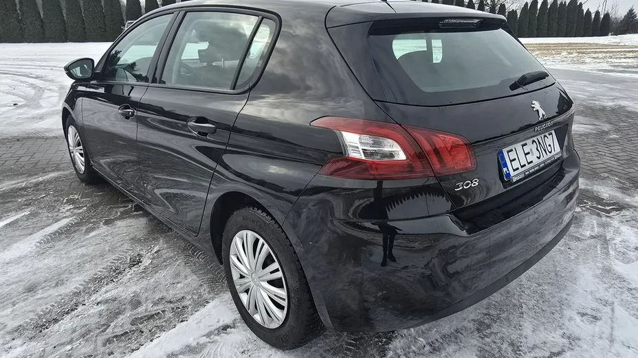 PEUGEOT 308 -