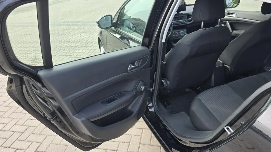 PEUGEOT 308 -