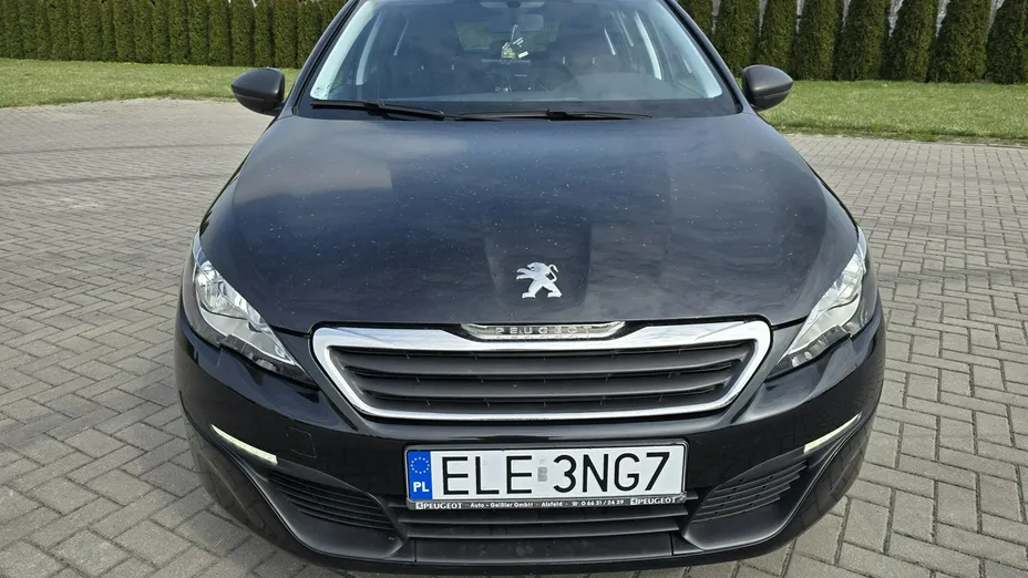 PEUGEOT 308 -
