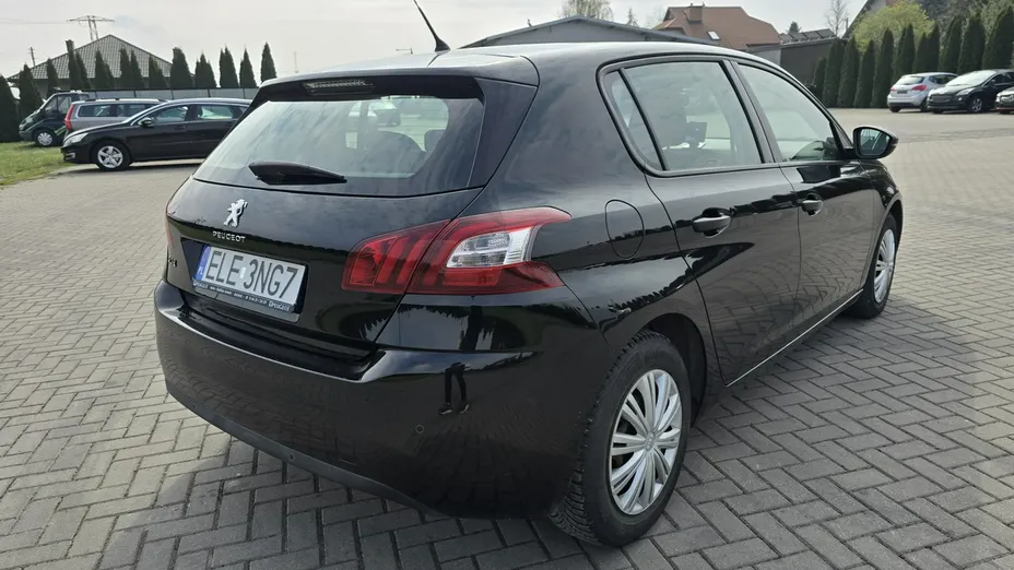 PEUGEOT 308 -