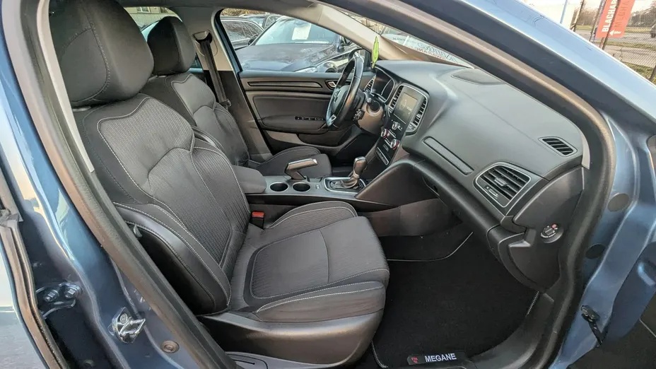RENAULT Megane -