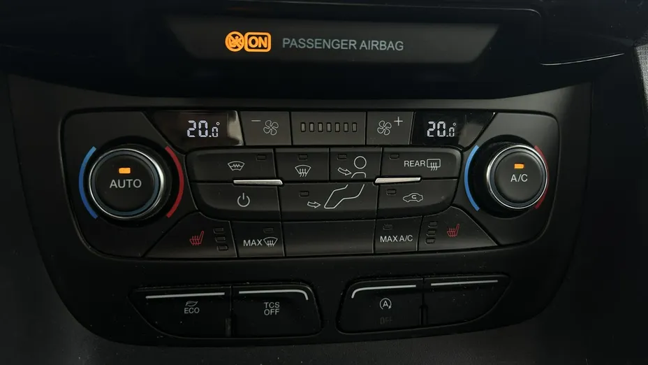 FORD Tourneo Connect -