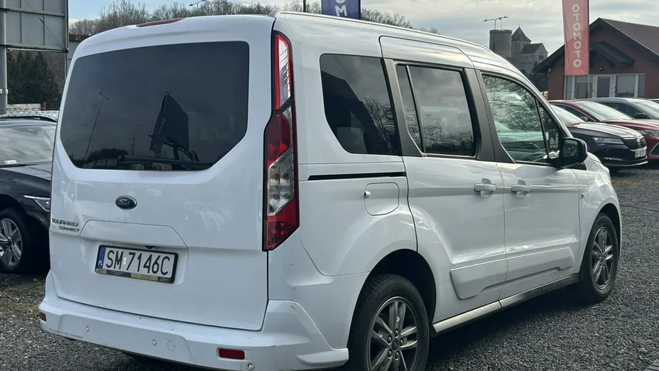 FORD Tourneo Connect -