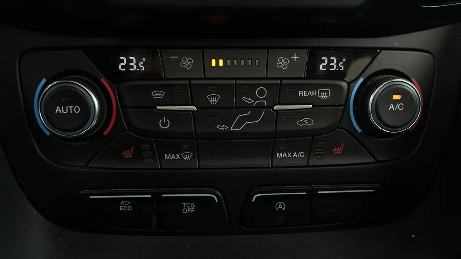 FORD Tourneo Connect -