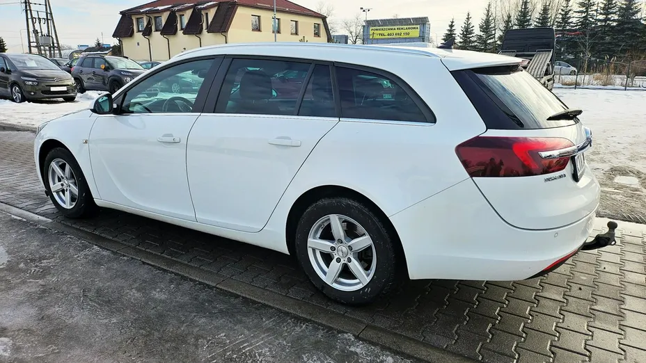 OPEL Insignia -