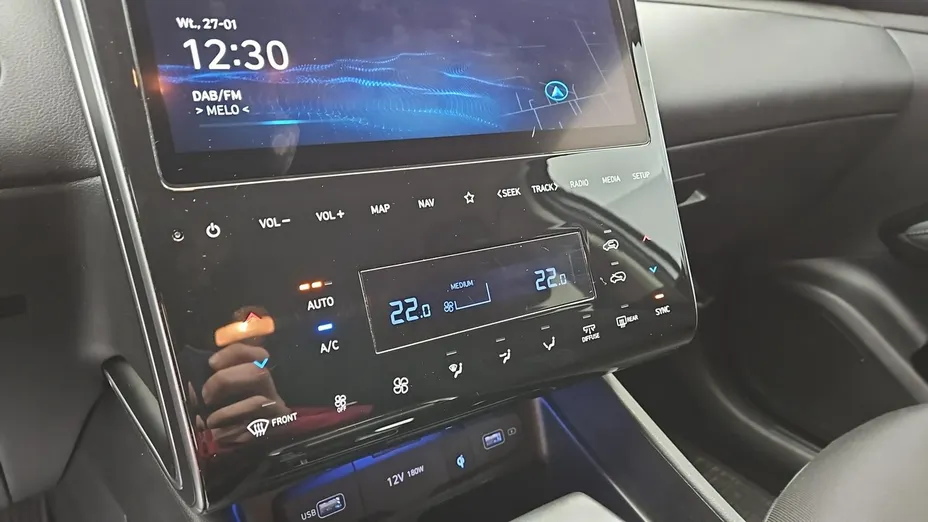 HYUNDAI Tucson -
