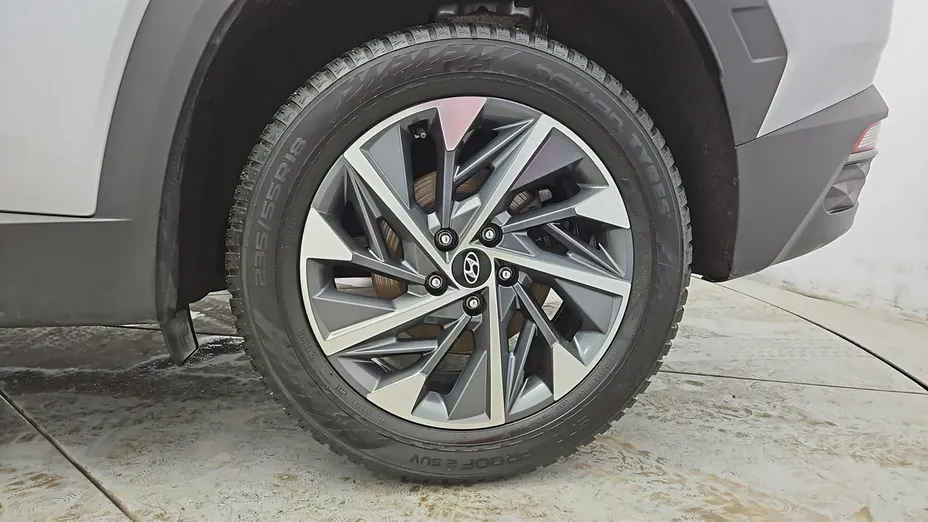 HYUNDAI Tucson -