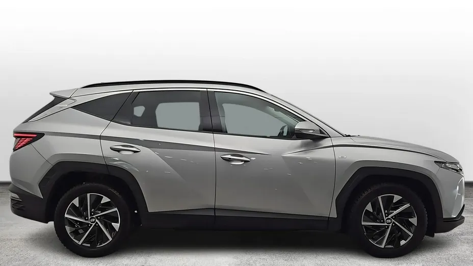 HYUNDAI Tucson -