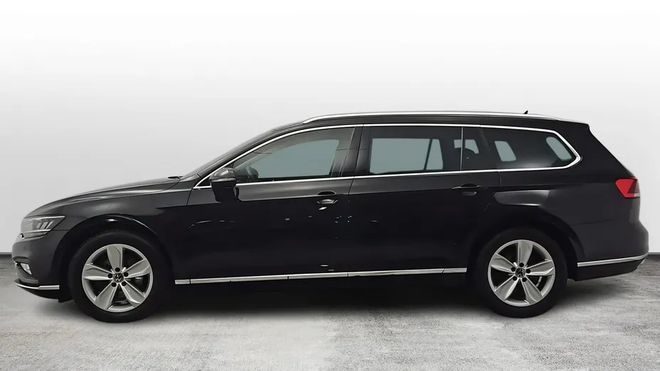 VOLKSWAGEN Passat -