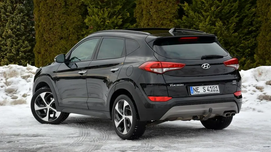 HYUNDAI Tucson -