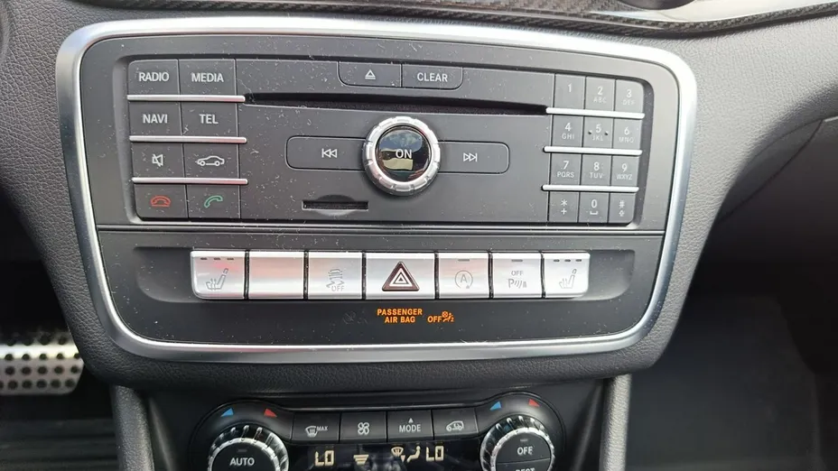MERCEDES-BENZ GLA -