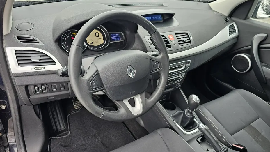 RENAULT Megane -