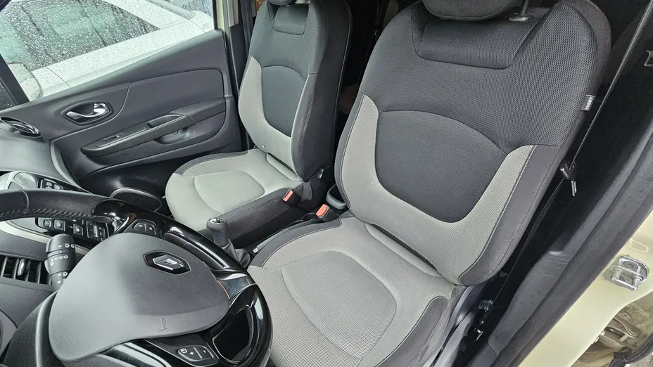 RENAULT Captur -