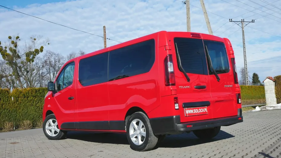 RENAULT Trafic -