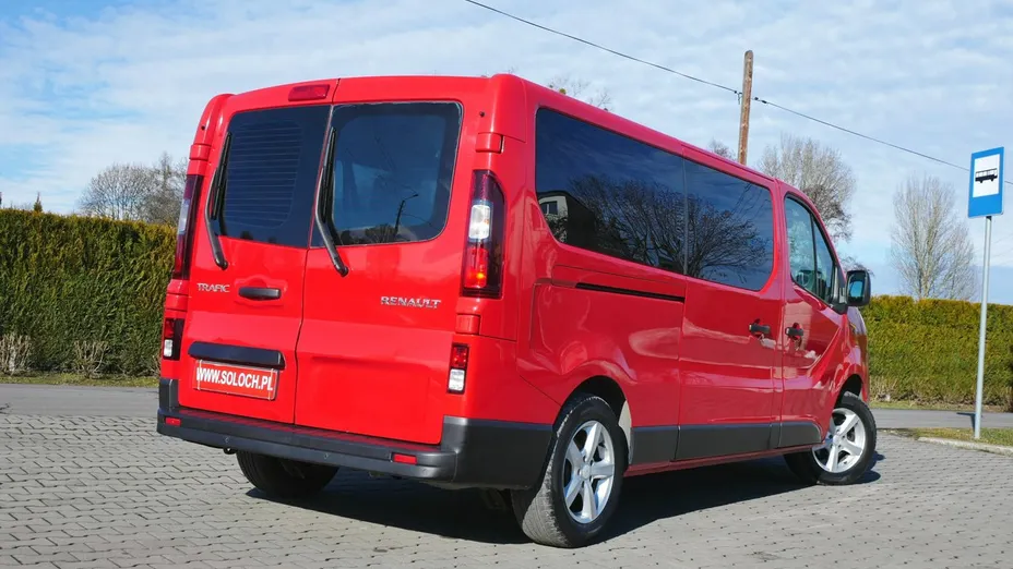 RENAULT Trafic -