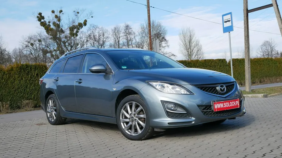 MAZDA 6 -