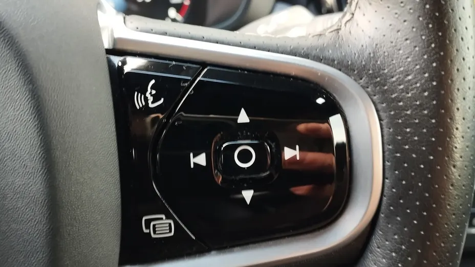 VOLVO XC60 XC60 D4 SCR R-Design aut