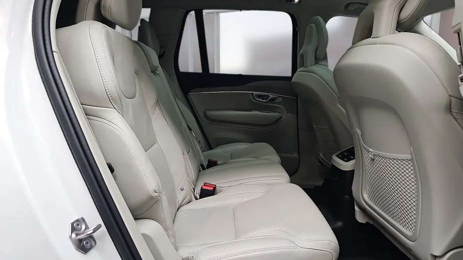 VOLVO XC90 XC90 T8 AWD Plug-In Hybrid Inscription 7os aut