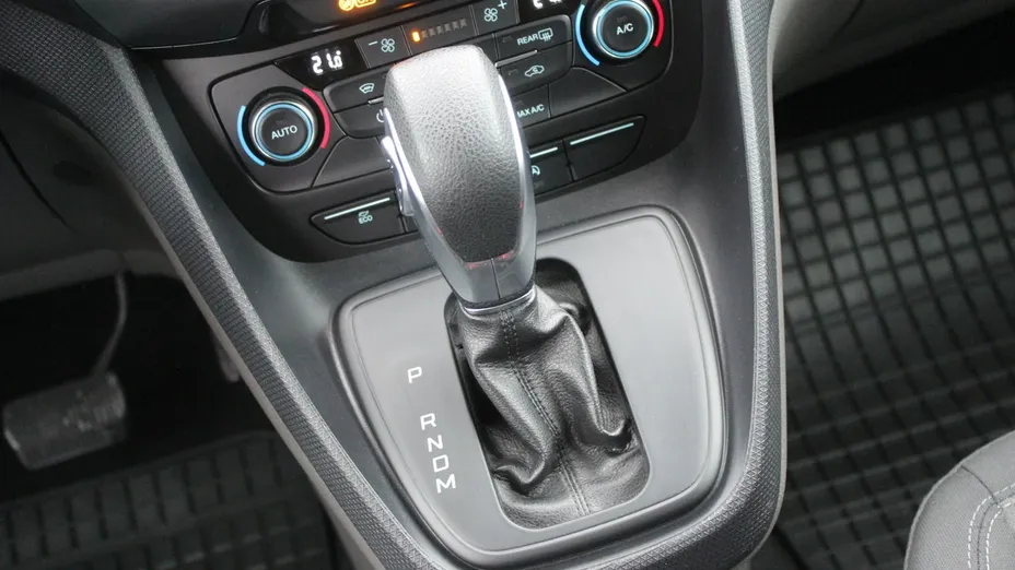 FORD Transit Connect -