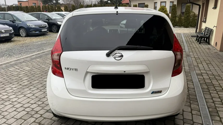 NISSAN Note -