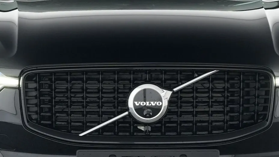 VOLVO XC60 -