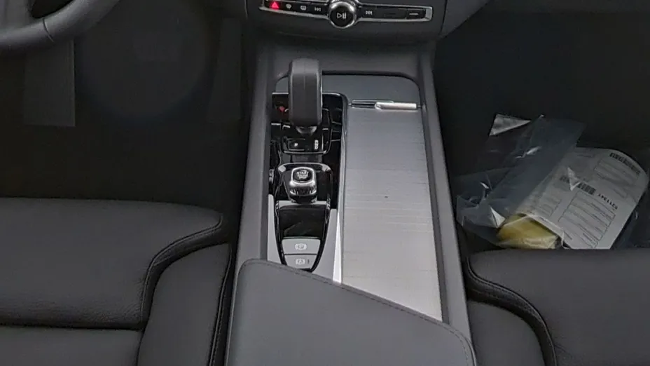 VOLVO XC60 -