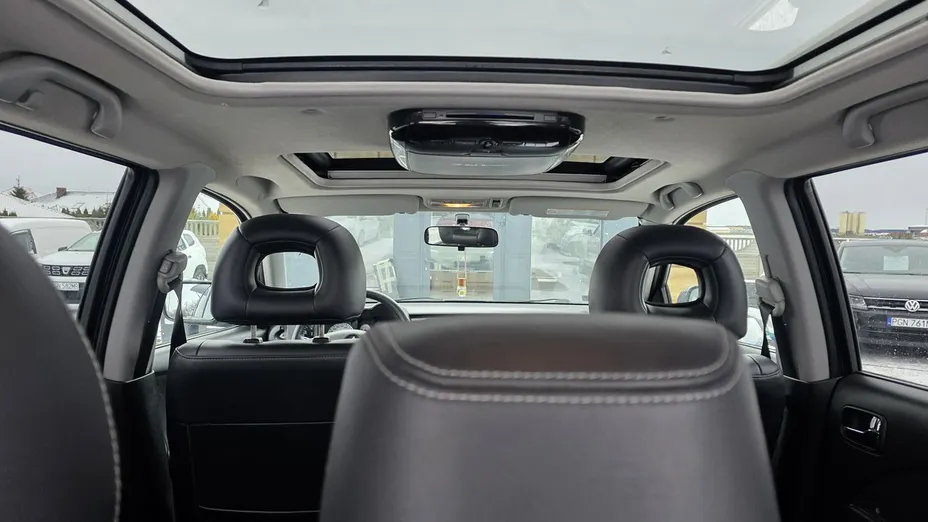 MITSUBISHI Outlander -