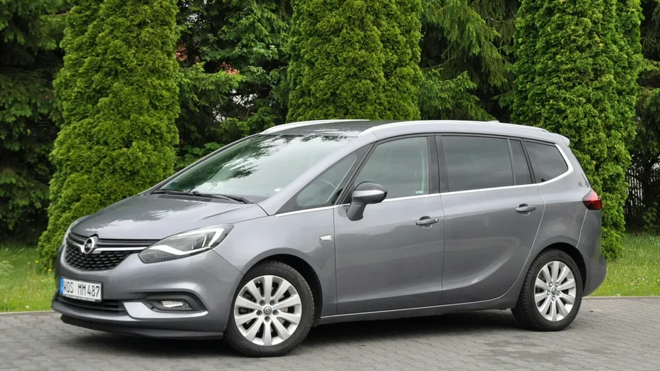 OPEL Zafira -