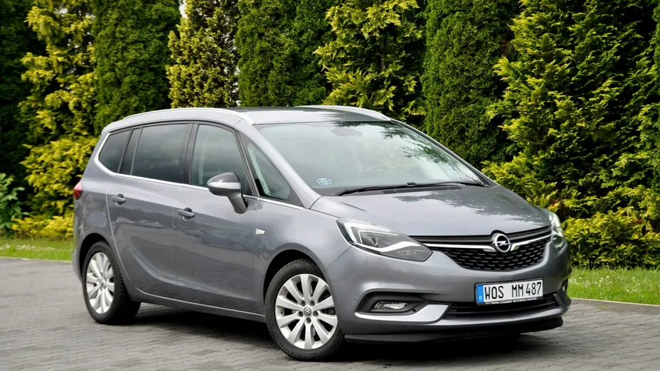 OPEL Zafira -