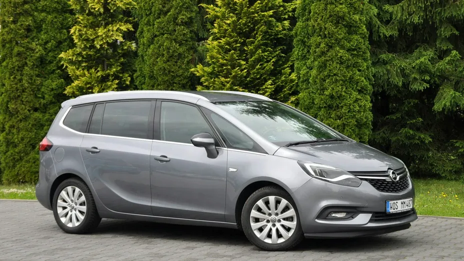 OPEL Zafira -