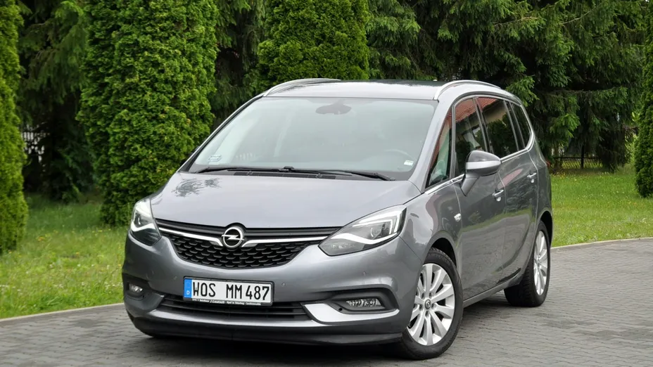 OPEL Zafira -