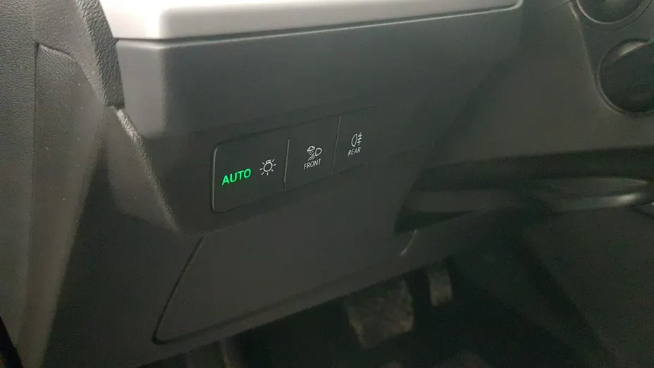 AUDI Q4 e-tron -