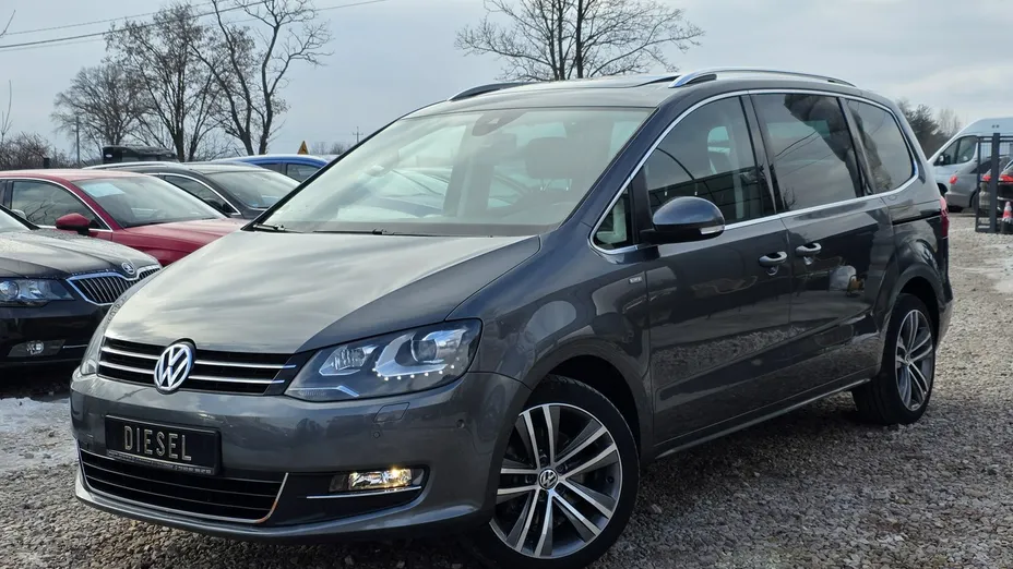VOLKSWAGEN Sharan -