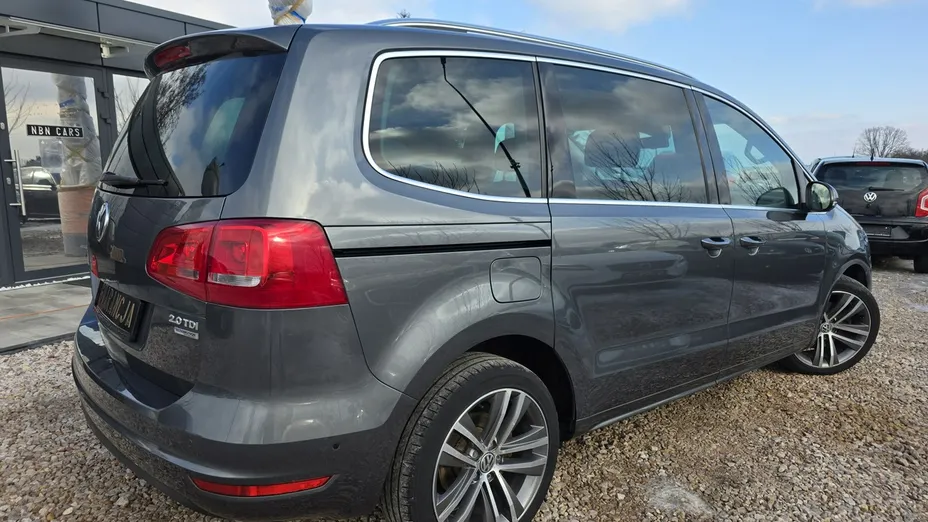 VOLKSWAGEN Sharan -