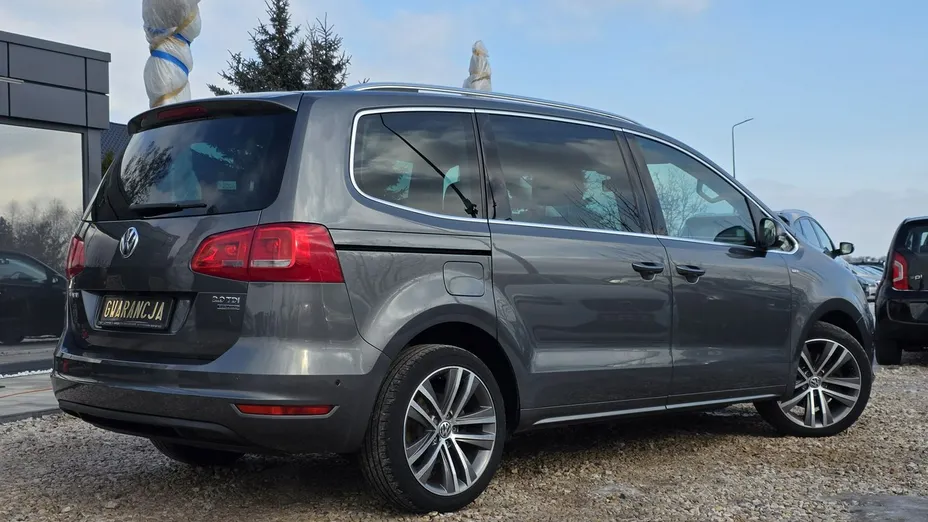 VOLKSWAGEN Sharan -